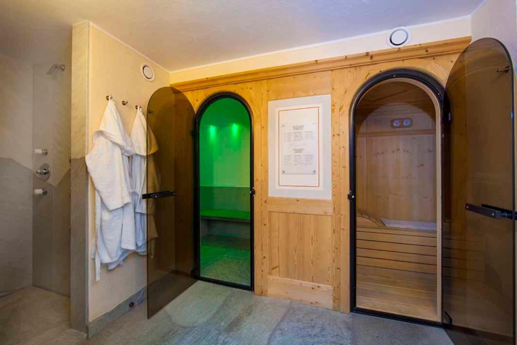 Hotel Jagdhof Selva di Val Gardena Extérieur photo